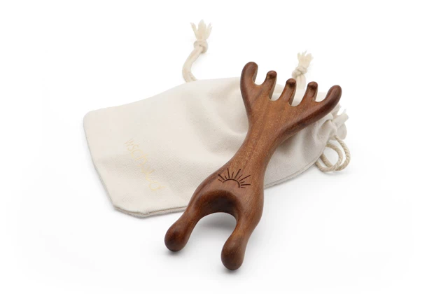 Drevená gua sha škrabka hrabličky