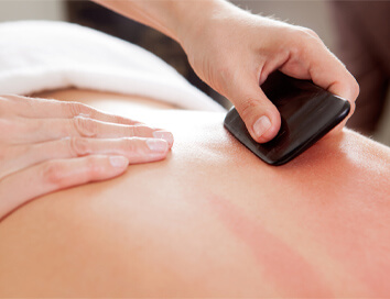 Gua sha nie je len moderný beauty trend